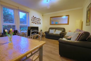 2 bed flat, Orchard Place, Jesmond, Newcastle, NE22DE - Image 3